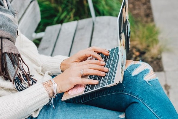 Comment réserver son hébergement en ligne en toute sécurité ?