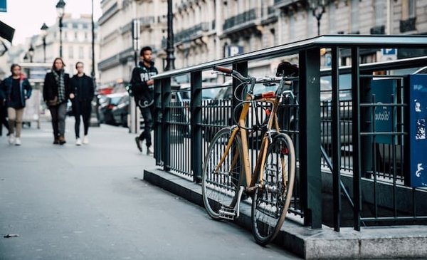 Quels sont les meilleurs moyens de transport pour se déplacer dans une ville ?